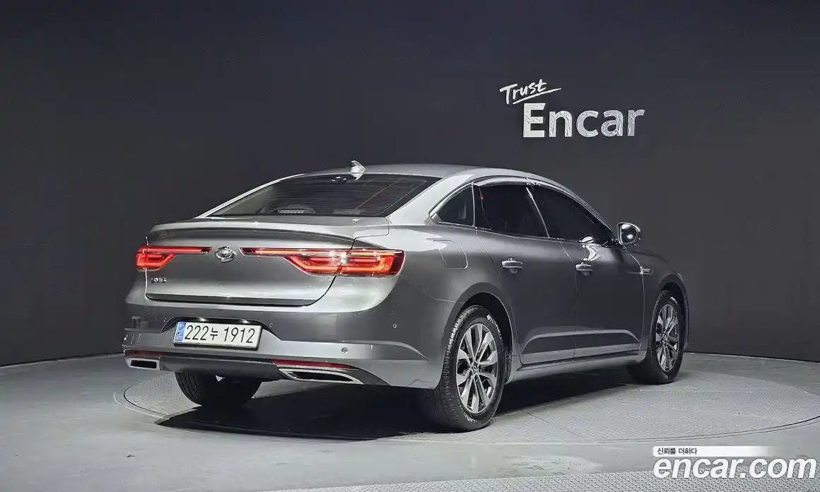 Renault SM6 2023 2.0 Автомат в Москве № 139036, фото 13