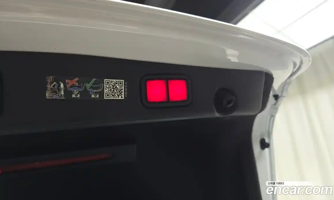 Mercedes-Benz E-Class 2023 1.9 Автомат в Москве № 140023, фото 20