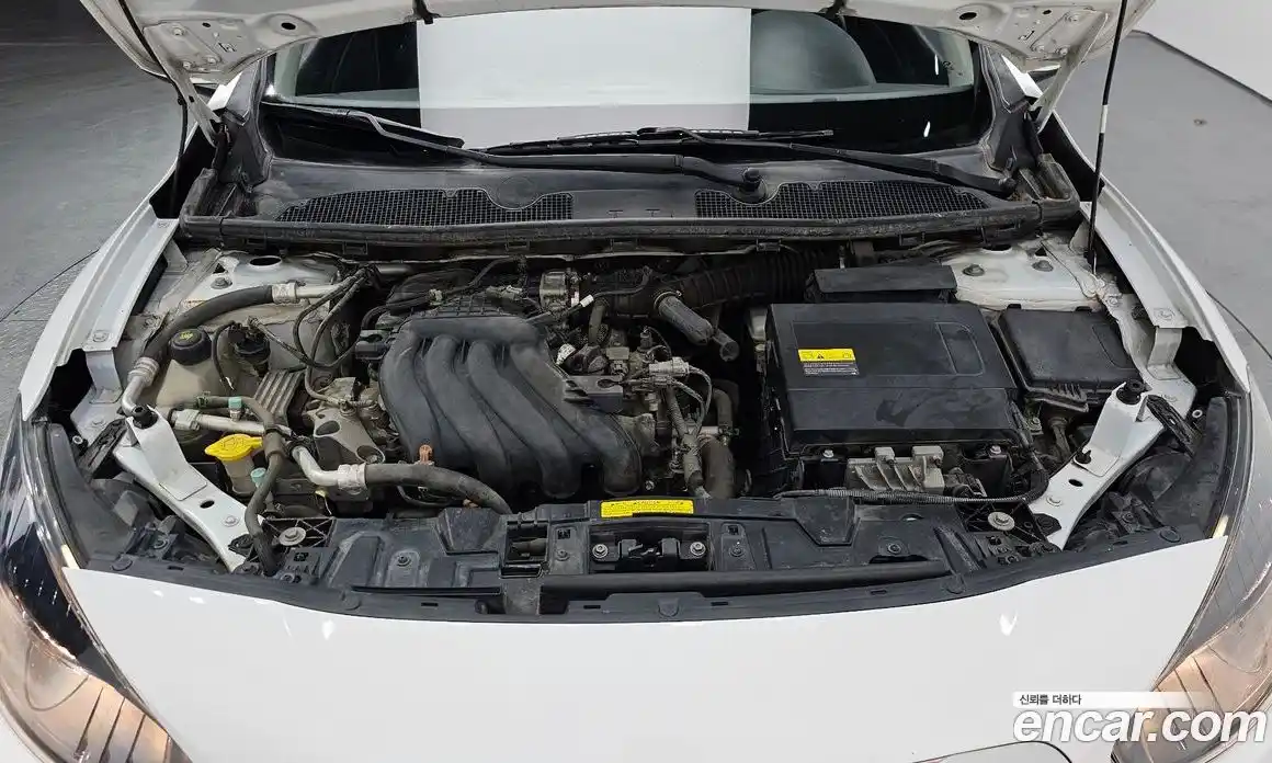 Renault SM3 2014 1.6 Автомат в Москве № 148208, фото 2