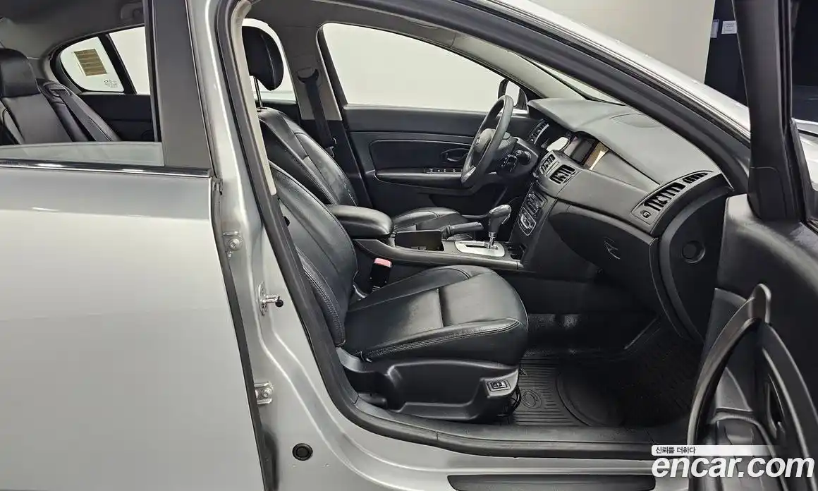 Renault SM5 2011 2.0 Автомат в Москве № 148241, фото 13