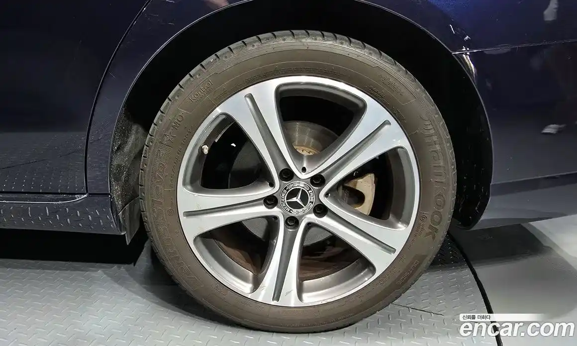 Mercedes-Benz E-Class 2019 2.0 Автомат в Москве № 149587, фото 18