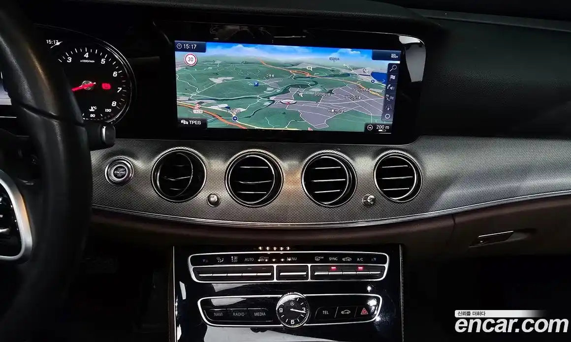 Mercedes-Benz E-Class 2019 2.0 Автомат в Москве № 149587, фото 19