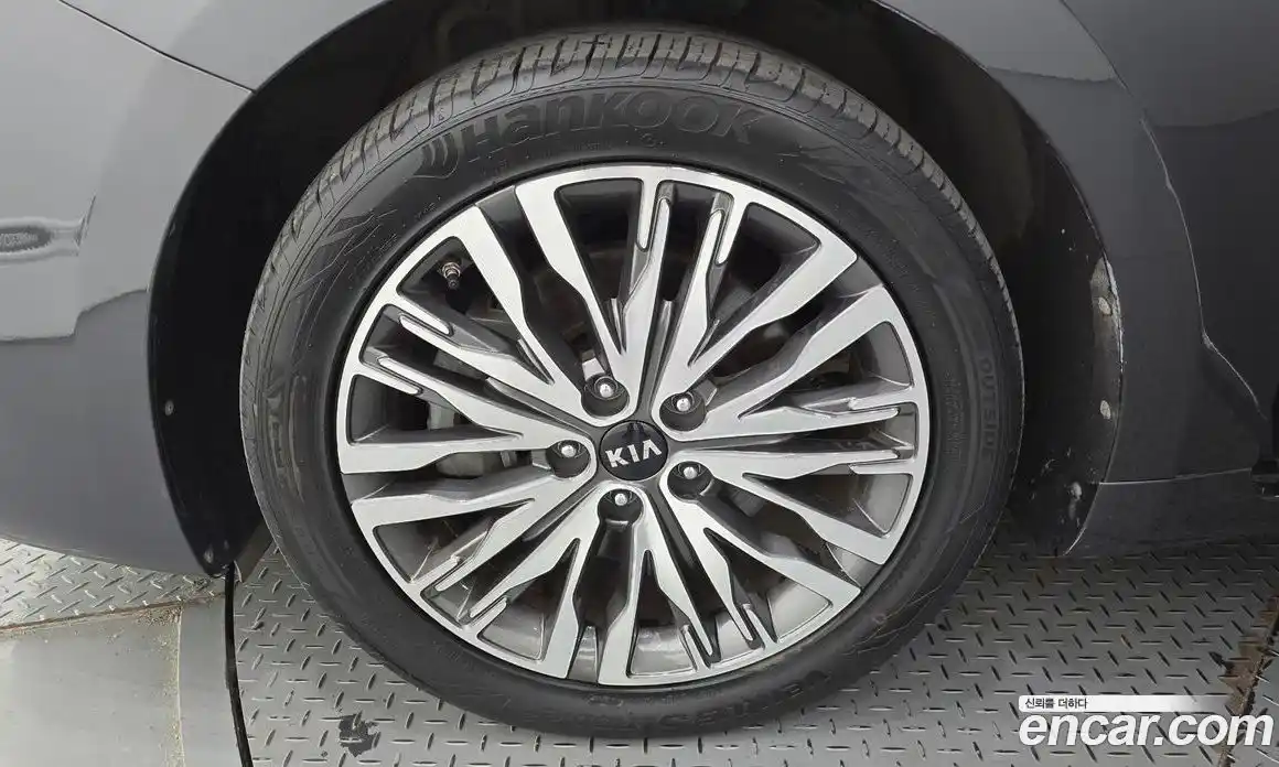 Kia K7 2020 2.5 Автомат в Москве № 15783, фото 1