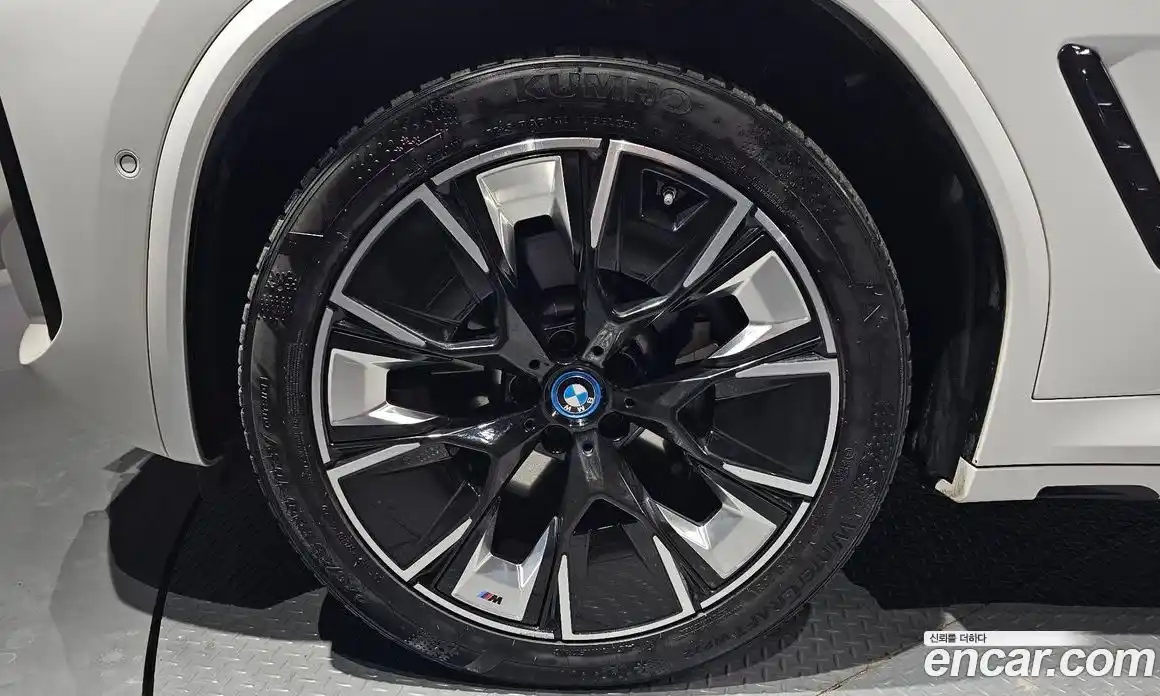 BMW iX3 2023 0.2 Автомат в Москве № 158309, фото 2