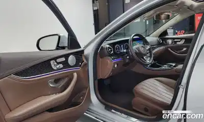 Mercedes-Benz E-Class, 2017