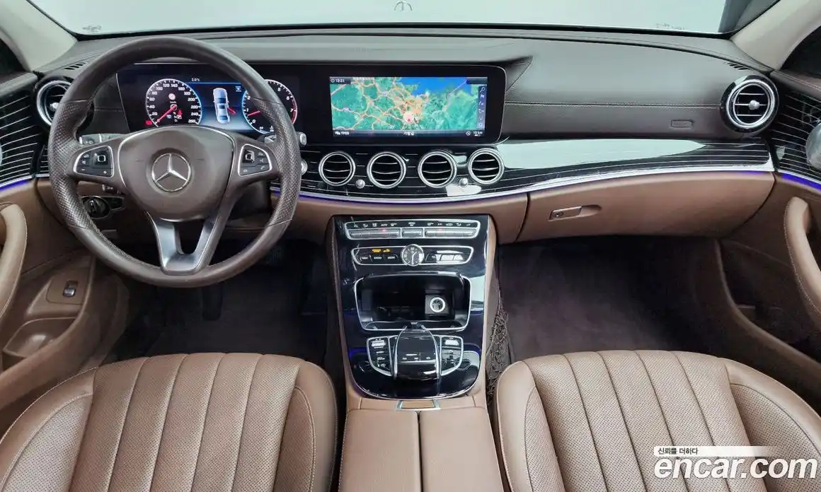 Mercedes-Benz E-Class 2017 3.0 Автомат в Москве № 160410, фото 14