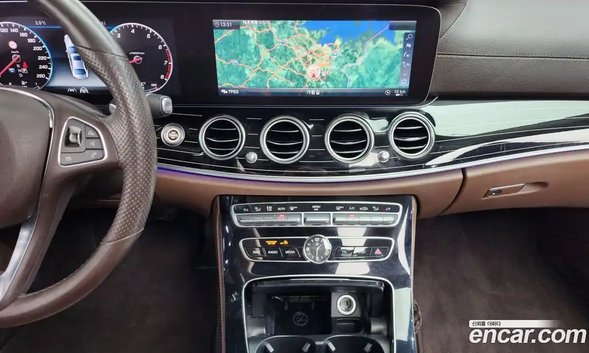 Mercedes-Benz E-Class 2017 3.0 Автомат в Москве № 160410, фото 15