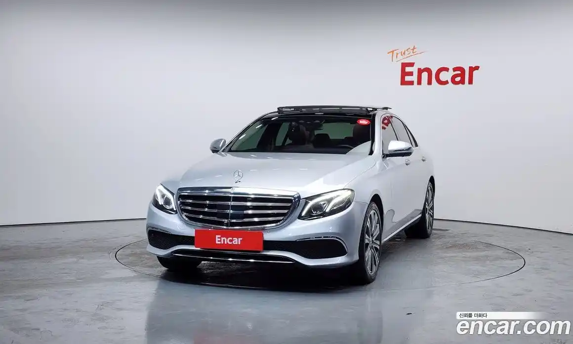 Mercedes-Benz E-Class 2017 3.0 Автомат в Москве № 160410, фото 18