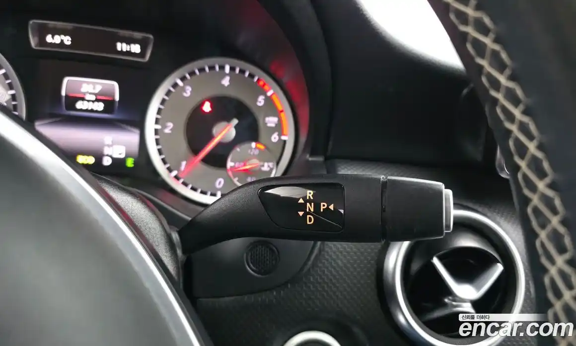 Mercedes-Benz A-Class 2015 1.5 Автомат в Москве № 160617, фото 9