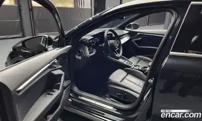 Audi A3 2023 2.0 Автомат в Москве № 162796, миниатюра 8