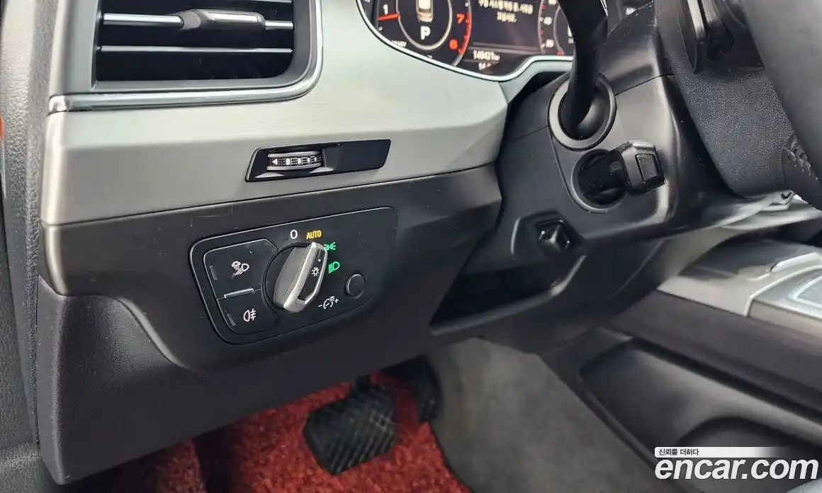 Audi Q7 2019 2.0 Автомат в Москве № 163780, фото 3