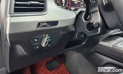 Audi Q7 2019 2.0 Автомат в Москве № 163780, миниатюра 3