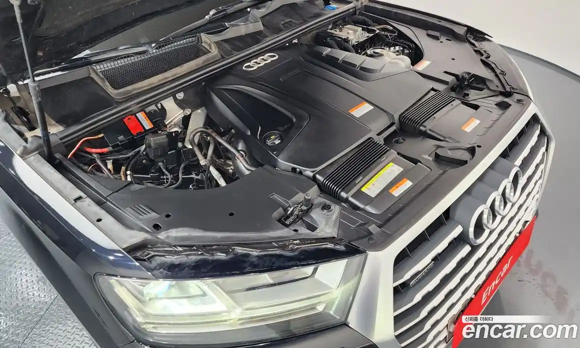 Audi Q7 2019 2.0 Автомат в Москве № 163780, фото 4