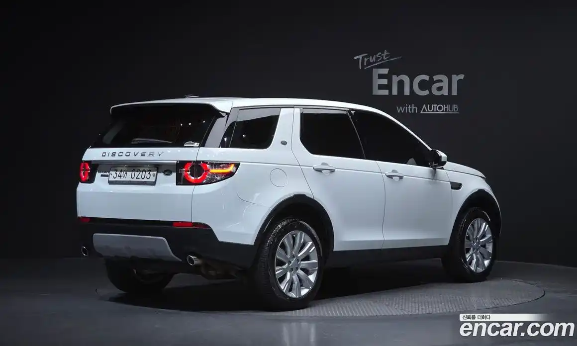 Land Rover Discovery Sport 2016 2.0 Автомат в Москве № 166511, фото 7