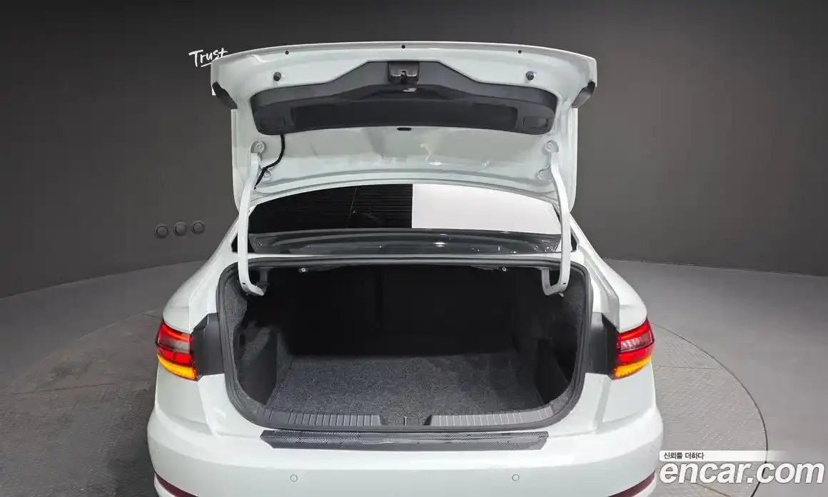 Volkswagen Jetta 2021 1.4 Автомат в Москве № 168619, фото 15