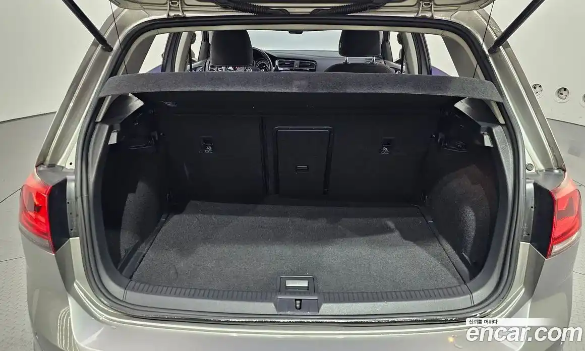 Volkswagen Golf 2014 1.6 Автомат в Москве № 168953, фото 16