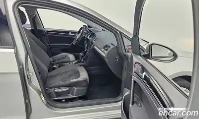 Volkswagen Golf 2014 1.6 Автомат в Москве № 168953, миниатюра 2