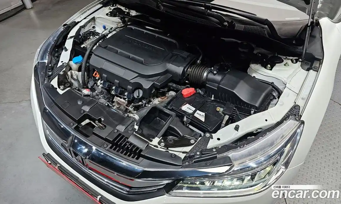 Honda Accord 2017 3.5 Автомат в Москве № 170490, фото 15