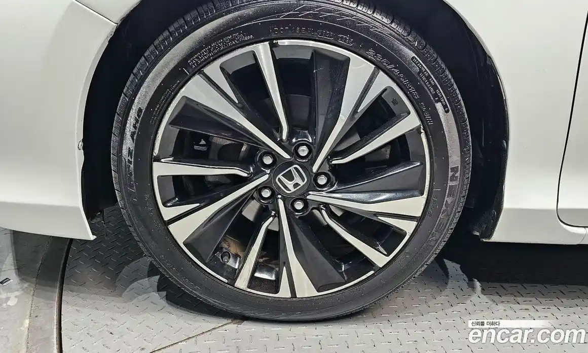 Honda Accord 2017 3.5 Автомат в Москве № 170490, фото 7