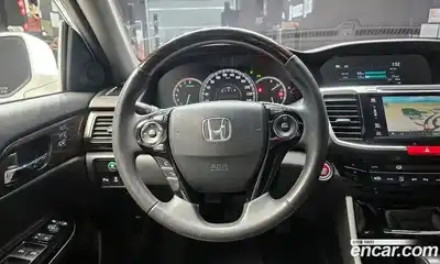 Honda Accord 2017 3.5 Автомат в Москве № 170490, миниатюра 9