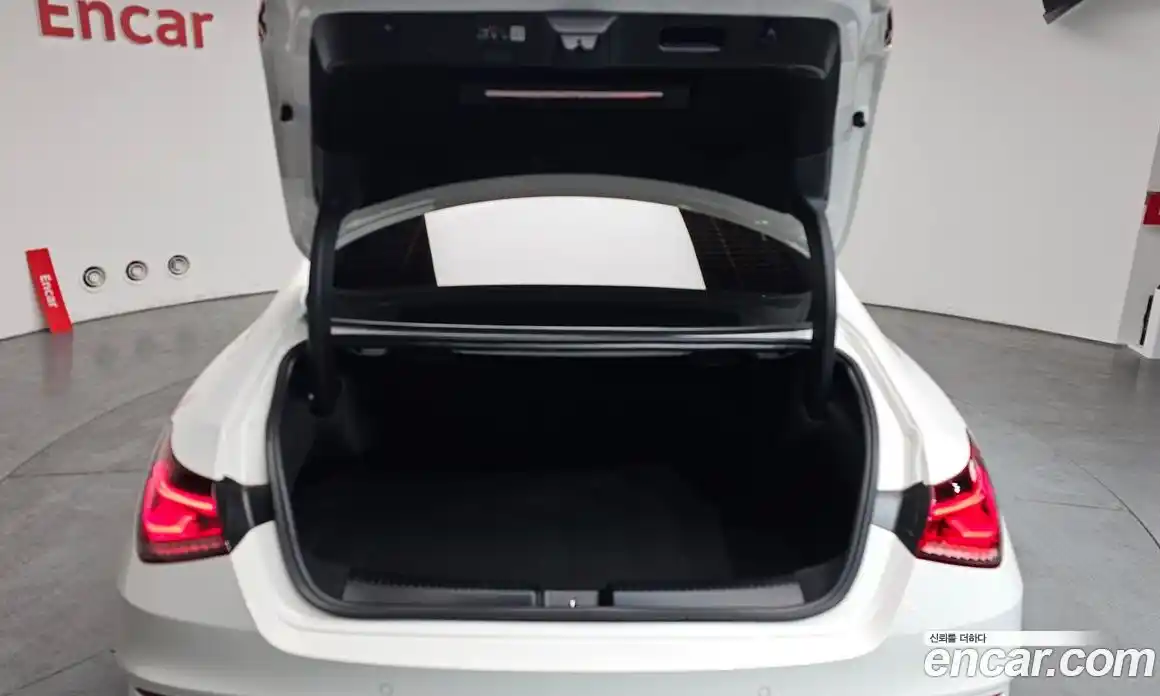 Mercedes-Benz CLA-Class 2023 2.0 Автомат в Москве № 179450, фото 19