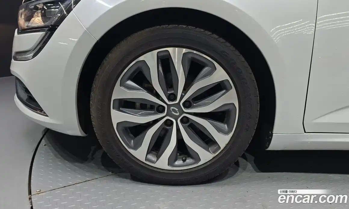 Renault SM6 2017 2.0 Автомат в Москве № 182861, фото 7