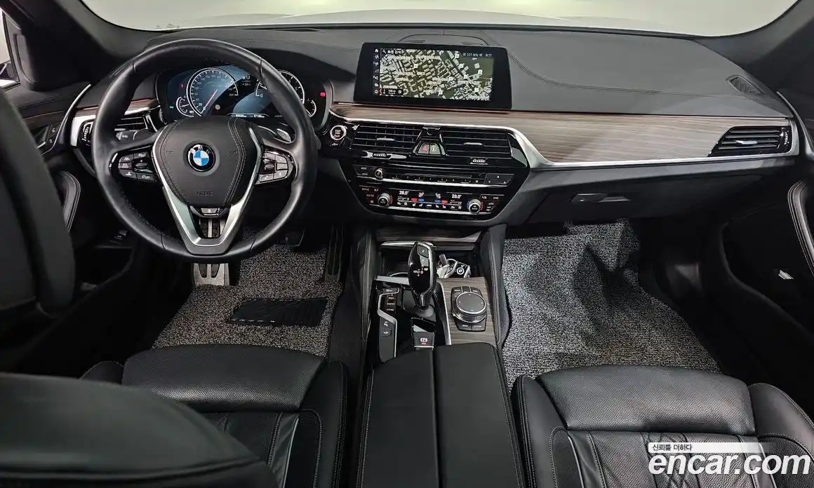 BMW 5-Series 2018 2.0 Автомат в Москве № 192075, фото 14
