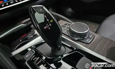 BMW 5-Series 2018 2.0 Автомат в Москве № 192075, миниатюра 8