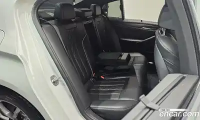 BMW 5-Series 2018 2.0 Автомат в Москве № 192075, миниатюра 10