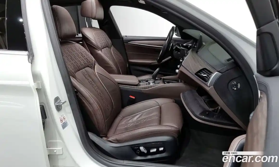 BMW 5-Series 2018 2.0 Автомат в Москве № 192292, фото 12