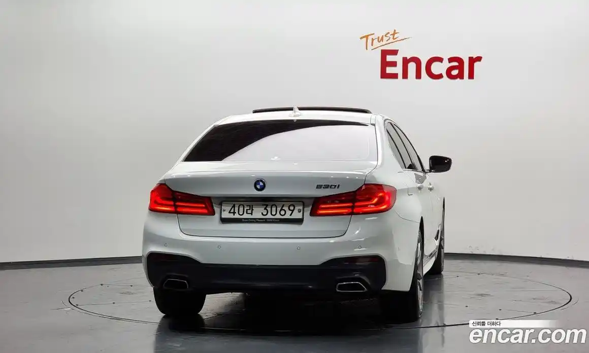 BMW 5-Series 2018 2.0 Автомат в Москве № 192292, фото 14