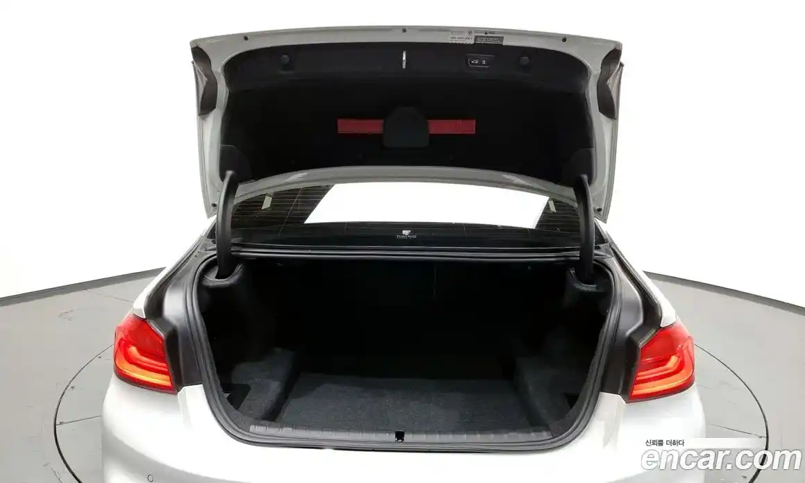 BMW 5-Series 2018 2.0 Автомат в Москве № 192292, фото 15