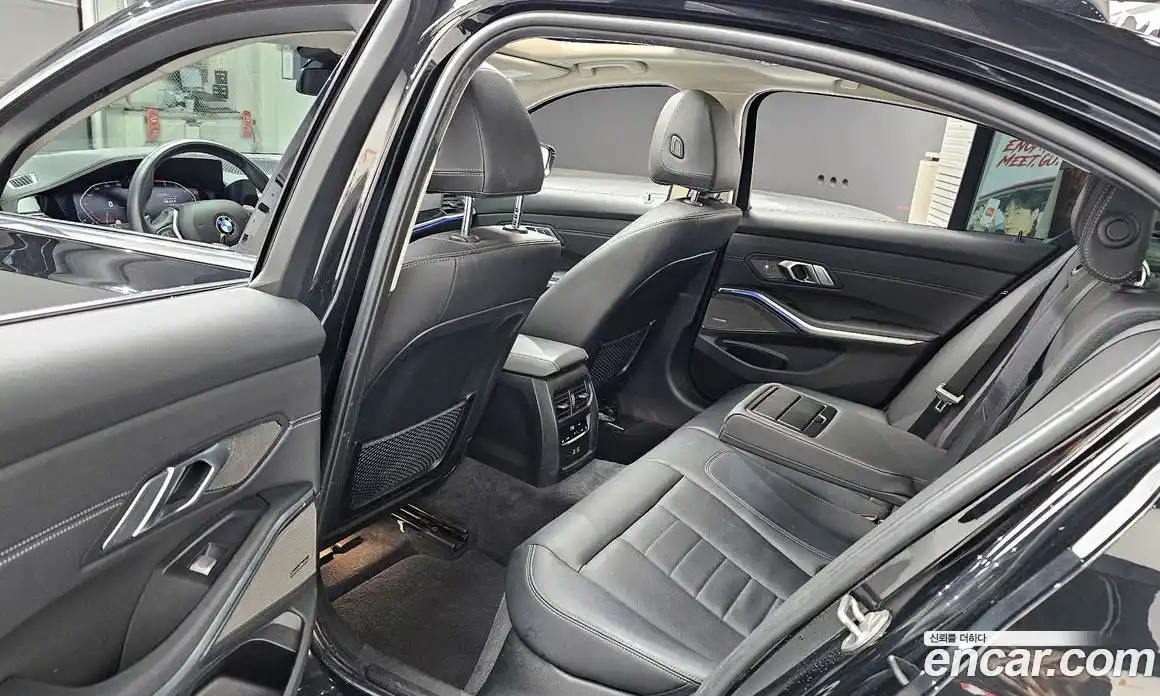 BMW 3-Series 2021 2.0 Автомат в Москве № 192637, фото 13