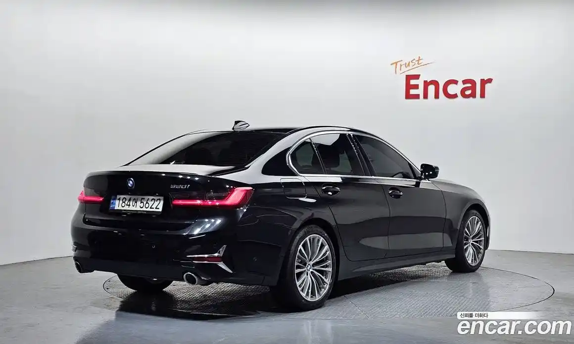 BMW 3-Series 2021 2.0 Автомат в Москве № 192637, фото 5