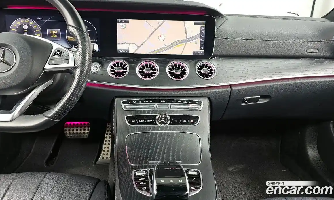 Mercedes-Benz E-Class 2017 1.9 Автомат в Москве № 194097, фото 15