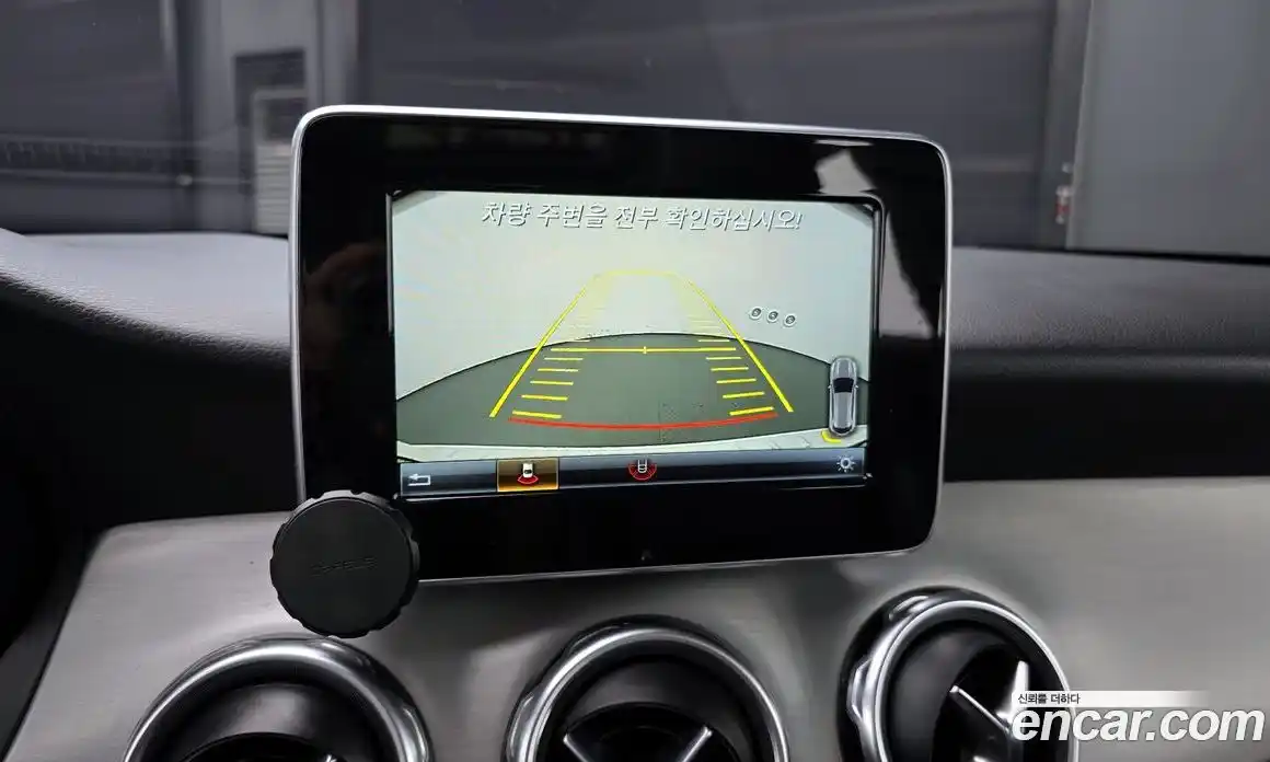 Mercedes-Benz GLA-Class 2018 2.0 Автомат в Москве № 194549, фото 7