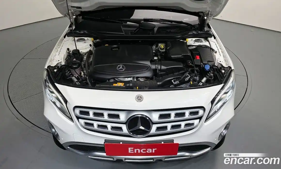 Mercedes-Benz GLA-Class 2018 2.0 Автомат в Москве № 194549, фото 8