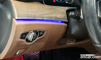 Mercedes-Benz E-Class 2021 2.0 Автомат в Москве № 194796, миниатюра 11