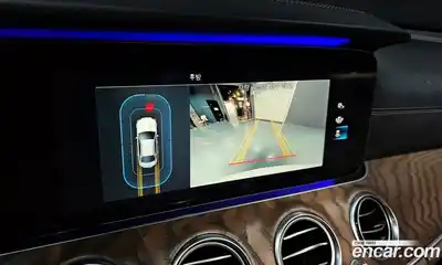 Mercedes-Benz E-Class 2021 2.0 Автомат в Москве № 194796, миниатюра 12