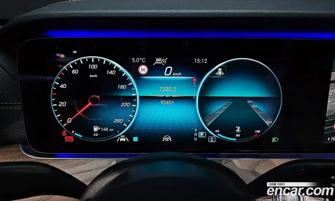 Mercedes-Benz E-Class 2021 2.0 Автомат в Москве № 194796, фото 19