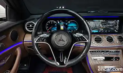 Mercedes-Benz E-Class 2021 2.0 Автомат в Москве № 194796, миниатюра 3