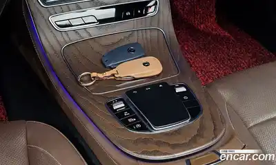 Mercedes-Benz E-Class 2021 2.0 Автомат в Москве № 194796, миниатюра 5