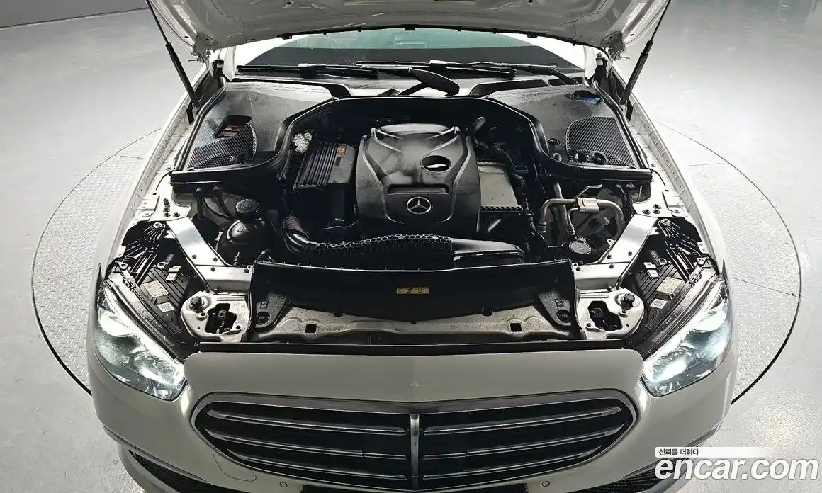 Mercedes-Benz E-Class 2021 2.0 Автомат в Москве № 194796, фото 9