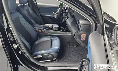 Mercedes-Benz A-Class 2019 2.0 Автомат в Москве № 194836, миниатюра 11