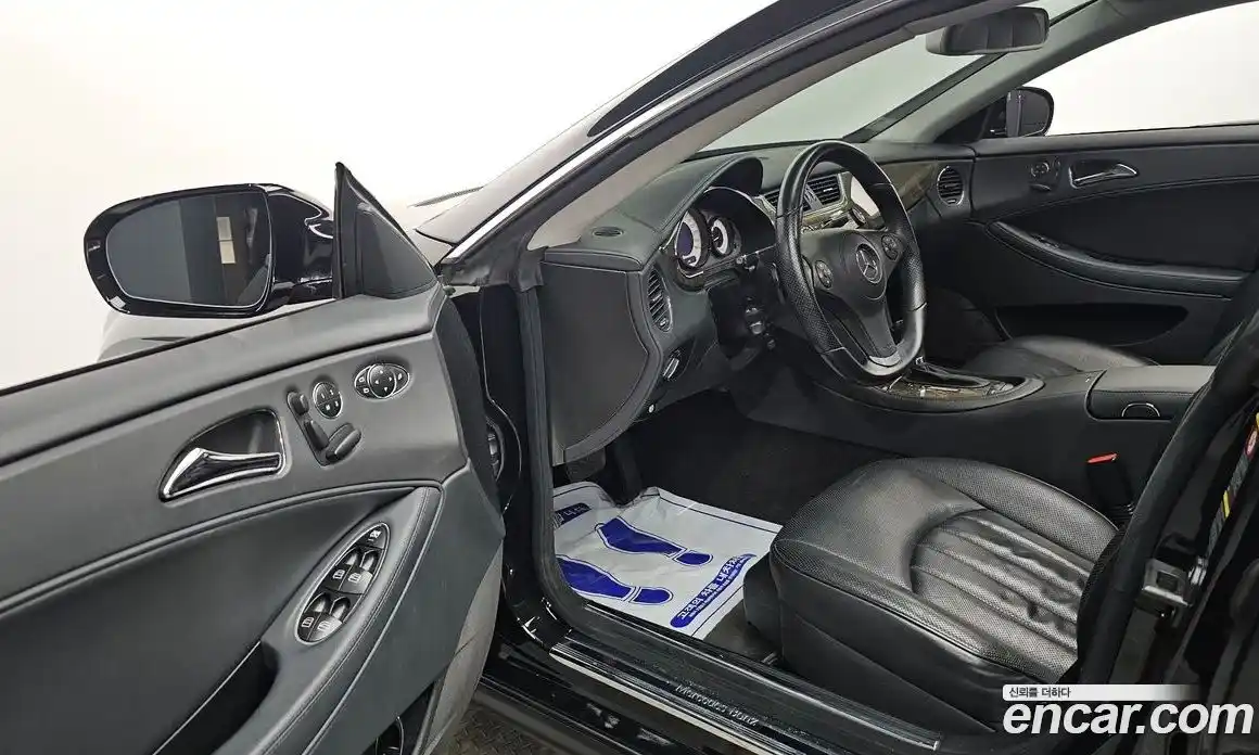 Mercedes-Benz CLS-Class 2010 3.5 Автомат в Москве № 195248, фото 4