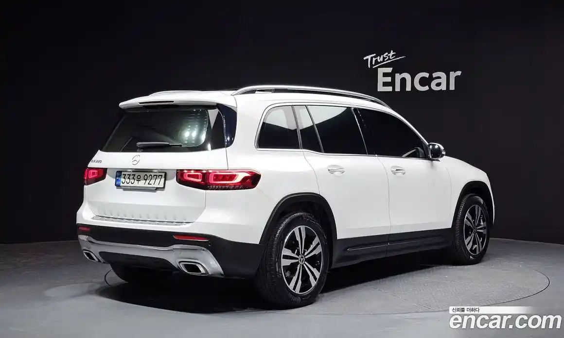 Mercedes-Benz GLB-Class 2021 2.0 Автомат в Москве № 195301, фото 3