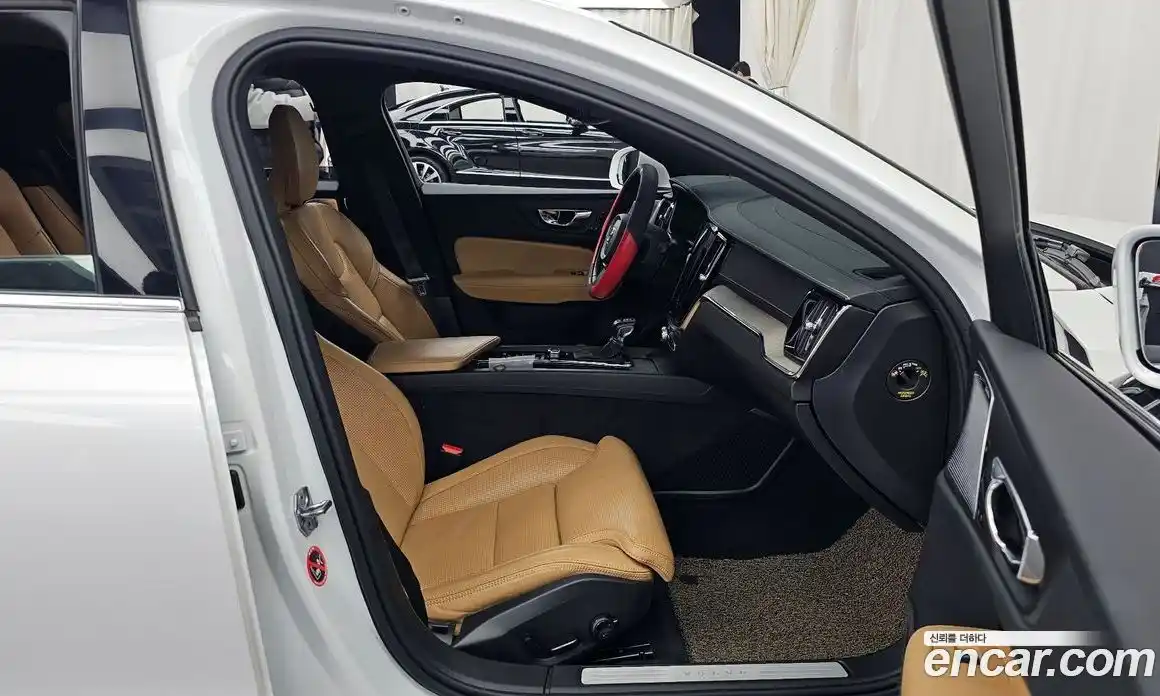 Volvo S60 2020 2.0 Автомат в Москве № 197052, фото 13