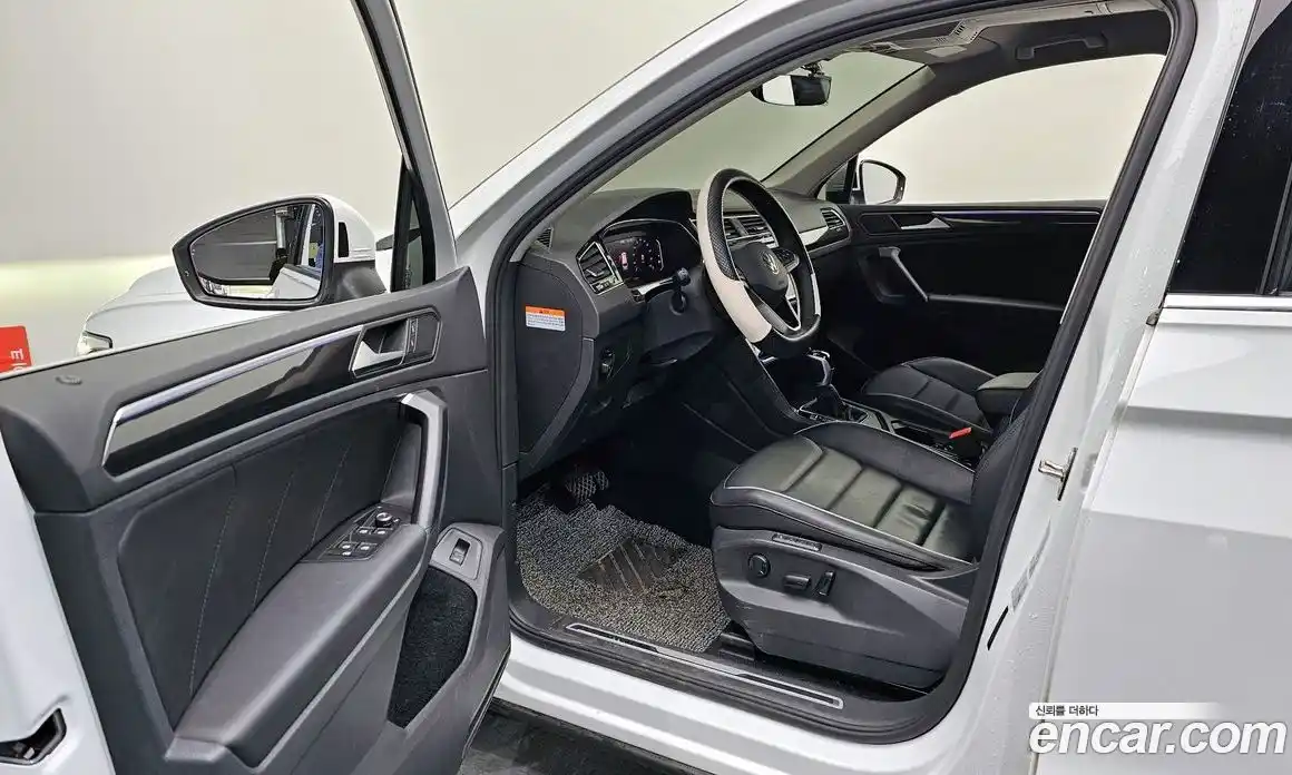 Volkswagen Tiguan 2024 2.0 Автомат в Москве № 198963, фото 19