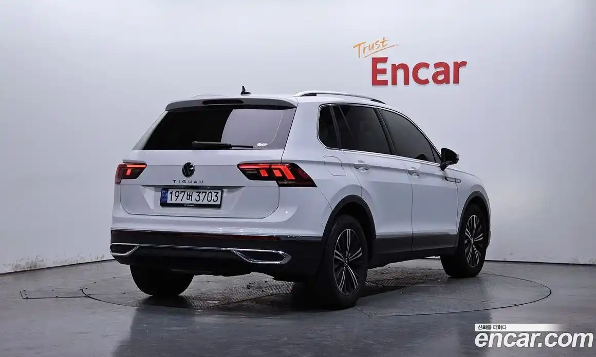 Volkswagen Tiguan 2024 2.0 Автомат в Москве № 198963, фото 5