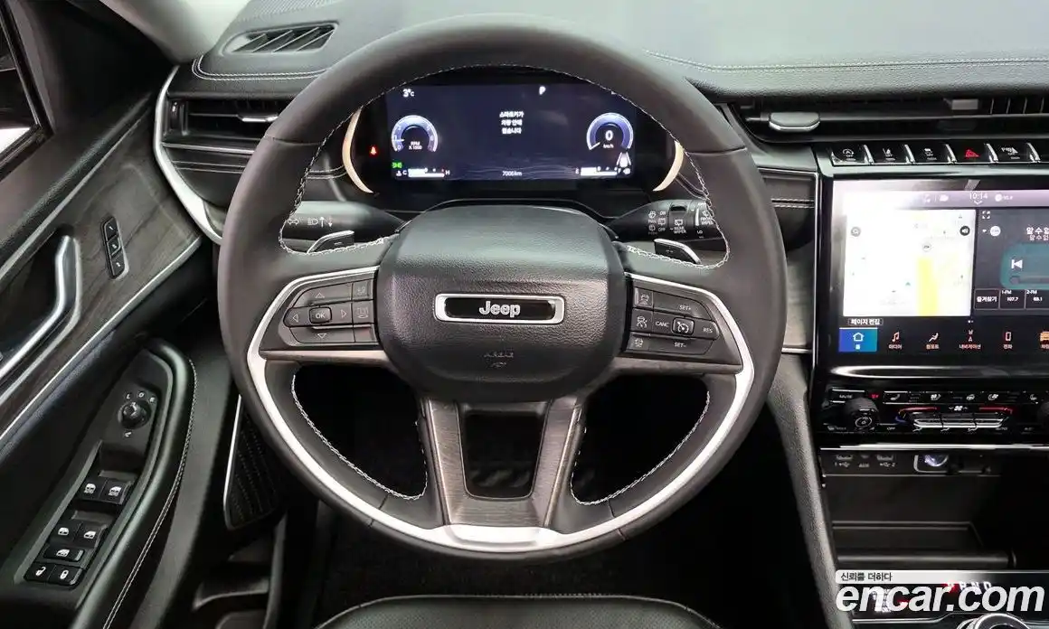 Jeep Cherokee 2023 3.6 Автомат в Москве № 199400, фото 13